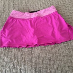 Lululemon size 6 pace setter skirt