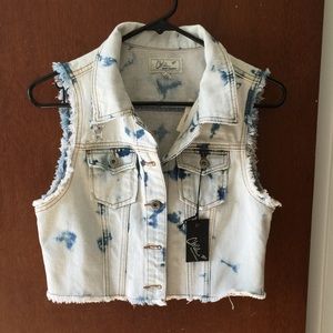 Cropped Denim Vest