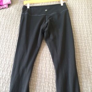Lululemon reversible wunder under pant. Black