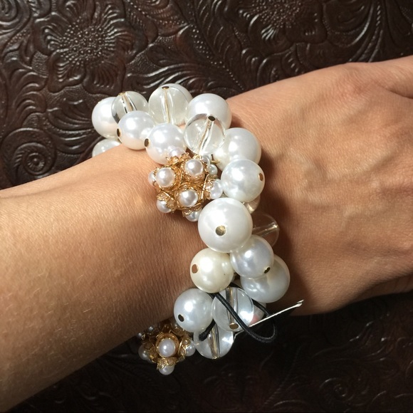 ✨"Cultura" Stretchy Bracelet✨ - Picture 2 of 3