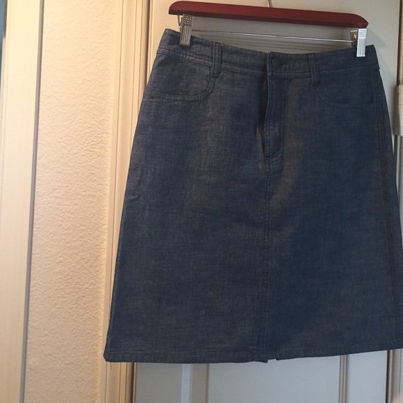 Banana Republic Denim Skirt