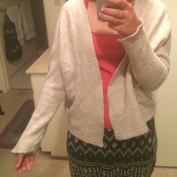 Oatmeal/cream caroline cardigan - Picture 2 of 4