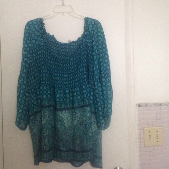 Woman's blouse size 3X