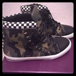 Brand new Aldo sneakers