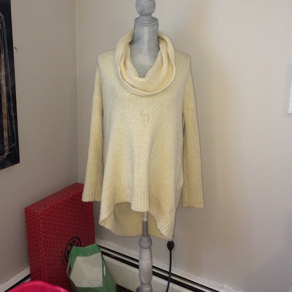 💥FINAL MARKDOWN💥 Sweater