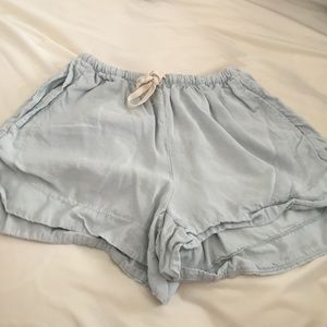 Light blue short