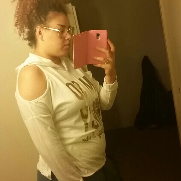 Sweater - Picture 2 of 2