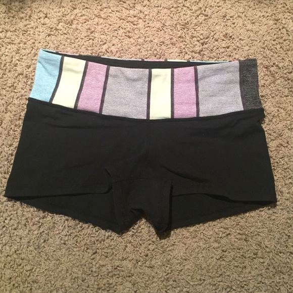 ❌sold❌Reversible Lululemon boogie shorts