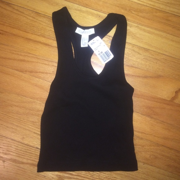 Block crop top
