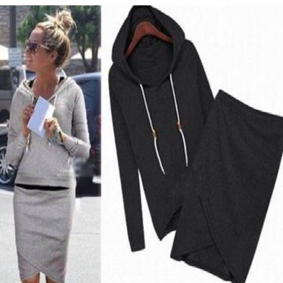 Black hoodie and skirt set (Asian medium)