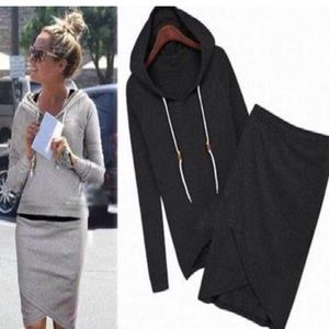 Black hoodie and skirt set (Asian medium)