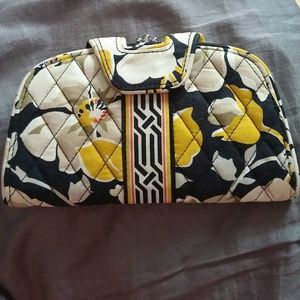 Vera Bradley Kiss n' Snap Wallet