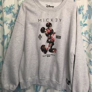 Disney pullover! Crewneck from tillys
