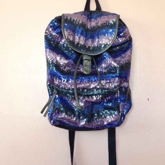 HOLD (for bribri) Sequin backpack