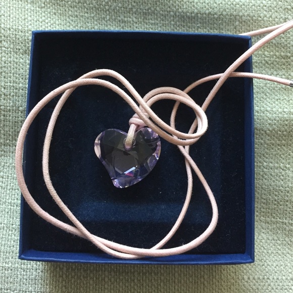 Pink Crystal pendant necklace.