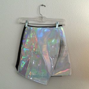 Holographic Skirt