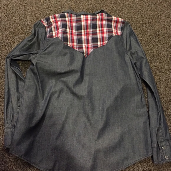 Jean button up - Picture 2 of 3