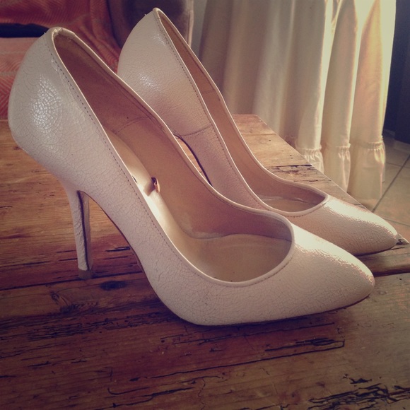 Zara Pink Pumps/Heels