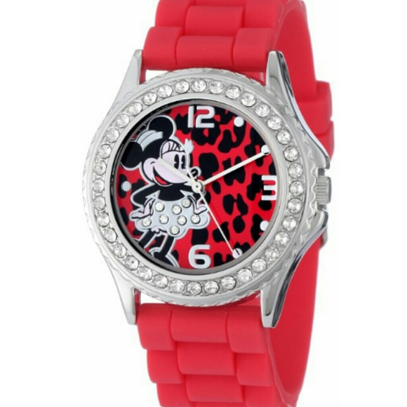 Brand 🆕 Beautiful Disney Leopard Minnie Watch 💋
