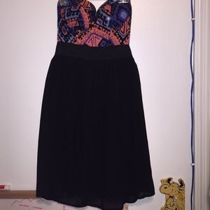Super adorable Aztec print dress