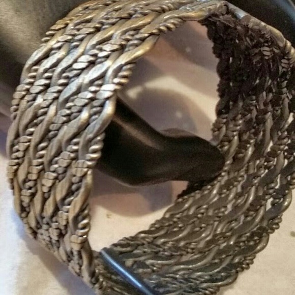 BRACELET~6 ROWS OF BRAIDING~ HINGED~NEW