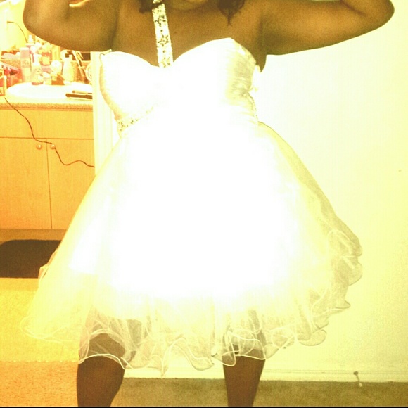 Dress - Picture 2 of 2