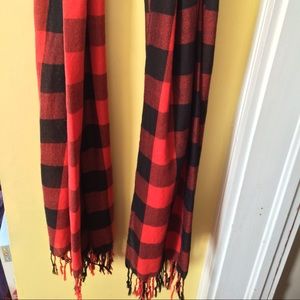 plaid red and black scarf