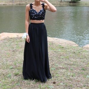 Black prom dress