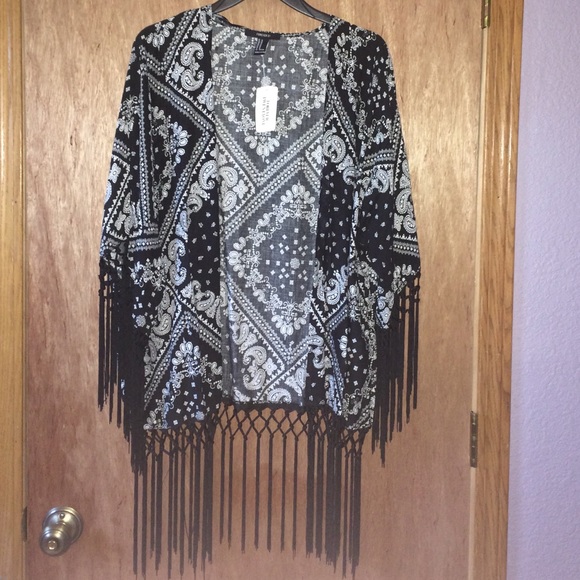 B&W cardigan (BRAND NEW)