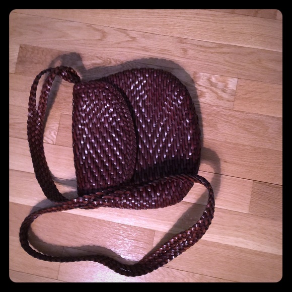 Brown woven side bag