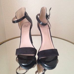 Strap black heels