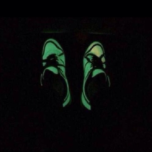 ⚡Last Chance⚡ Glow in the dark Jeffrey Campbell!💡 - Picture 2 of 3