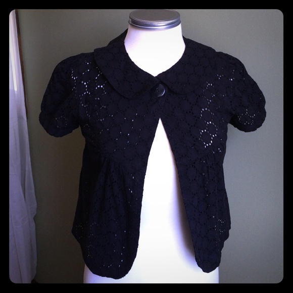 🔴Black eyelet cropped jacket