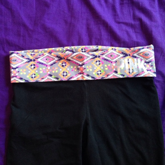 Pink yoga leggings