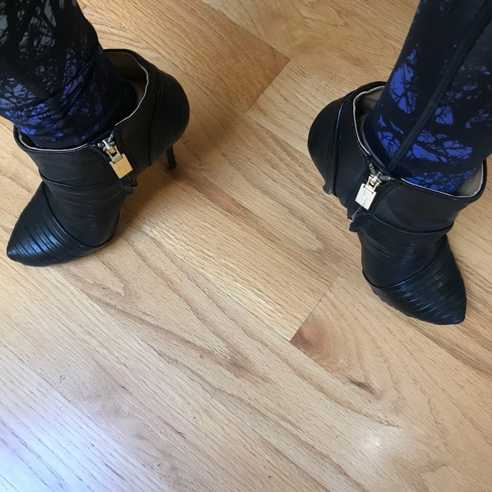 Black ankle booties jadia  L.A.M.B. - Picture 8 of 8