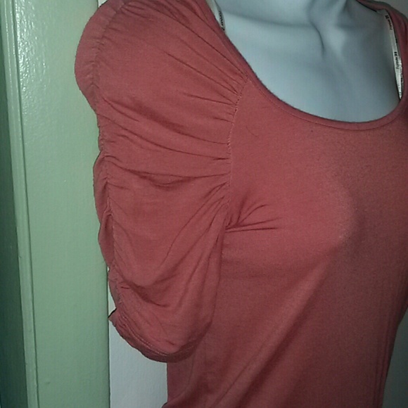 Orange blouse with 3/4 pleated sleeves - Picture 4 of 4