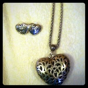 Edgy see through heart set