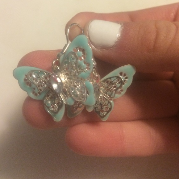 Butterfly earrings - Picture 2 of 3