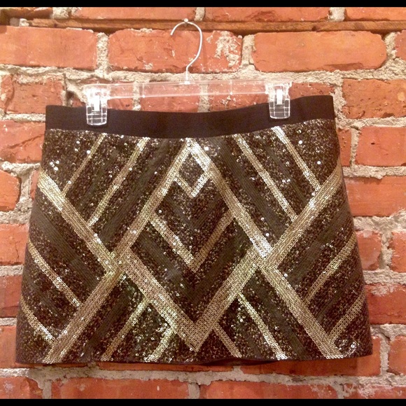 Aztec sequence skirt