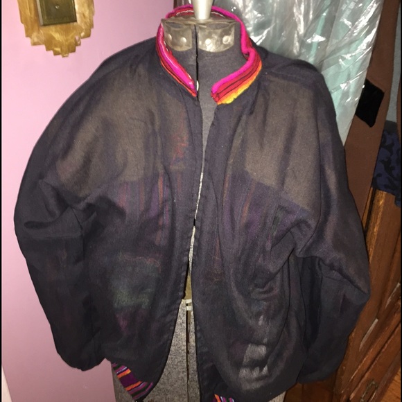 Handmade loomed Equadorian jacket price firm. - Picture 3 of 4