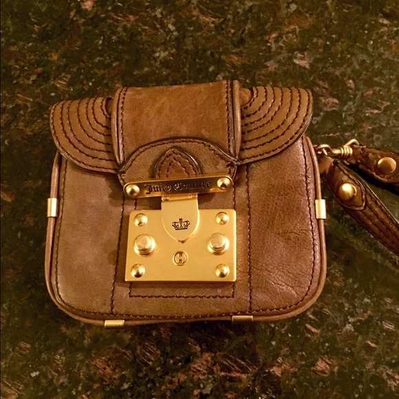 Juicy Couture Handbags - Juicy Couture leather wallet