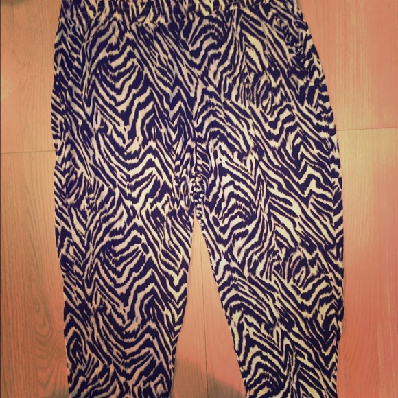 H&M Loose fit pants