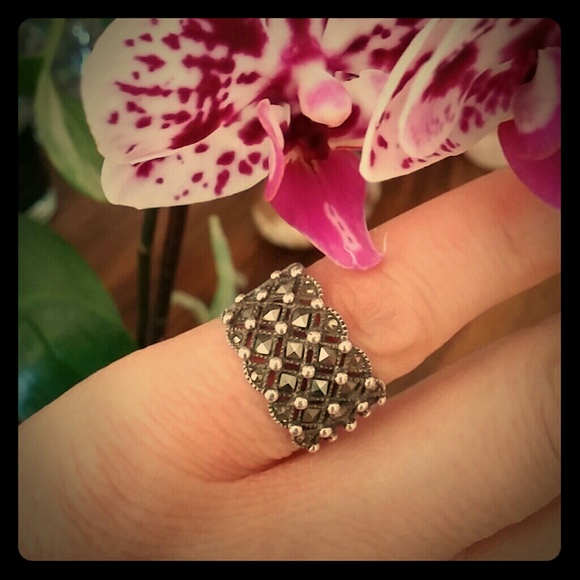 Sterling Silver ball Antique Marcasite Ring