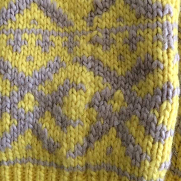 Scarves!! - Picture 2 of 4