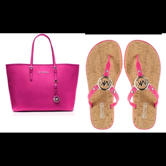 ✂️✂️price cut today only✂️Michael kors jelly - Picture 4 of 4