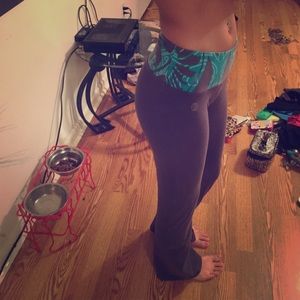 Grey yoga pants