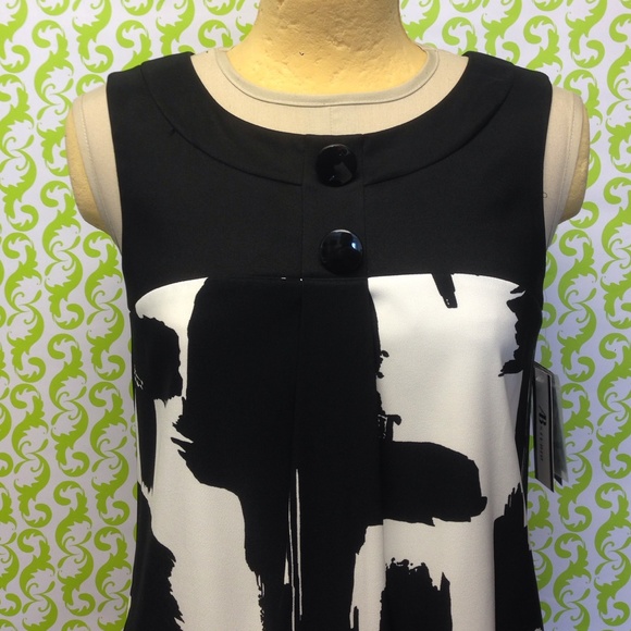 Ivory and black shift dress with buttons - Picture 1 of 4
