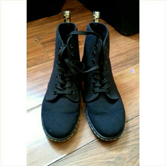 Black Shoreditch Doc Martens 😻*SOLD ON MERCARÍ*😻