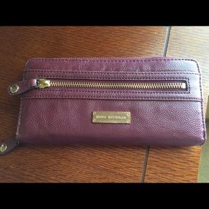 Dana Buchman wallet