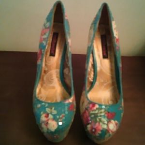 Dollhouse sequin pumps